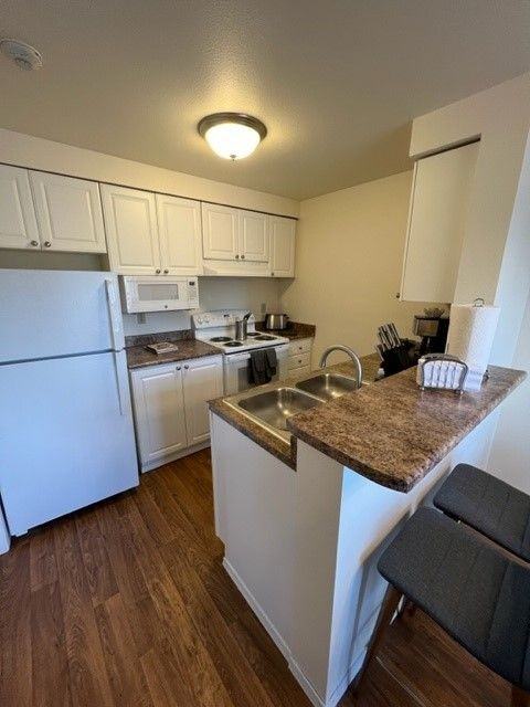 2885 Tuscany Ln Sw - Photo 3 of 10