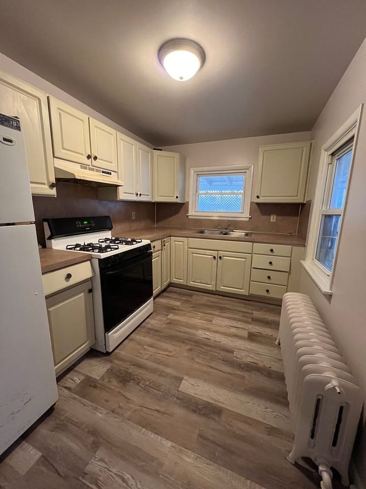 909 Marion St - Photo 7 of 7
