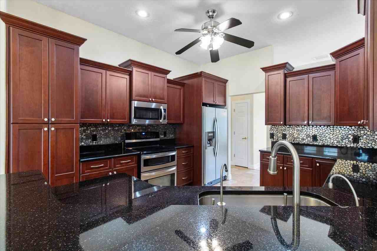 1533 Haverhill Dr - Photo 4 of 36