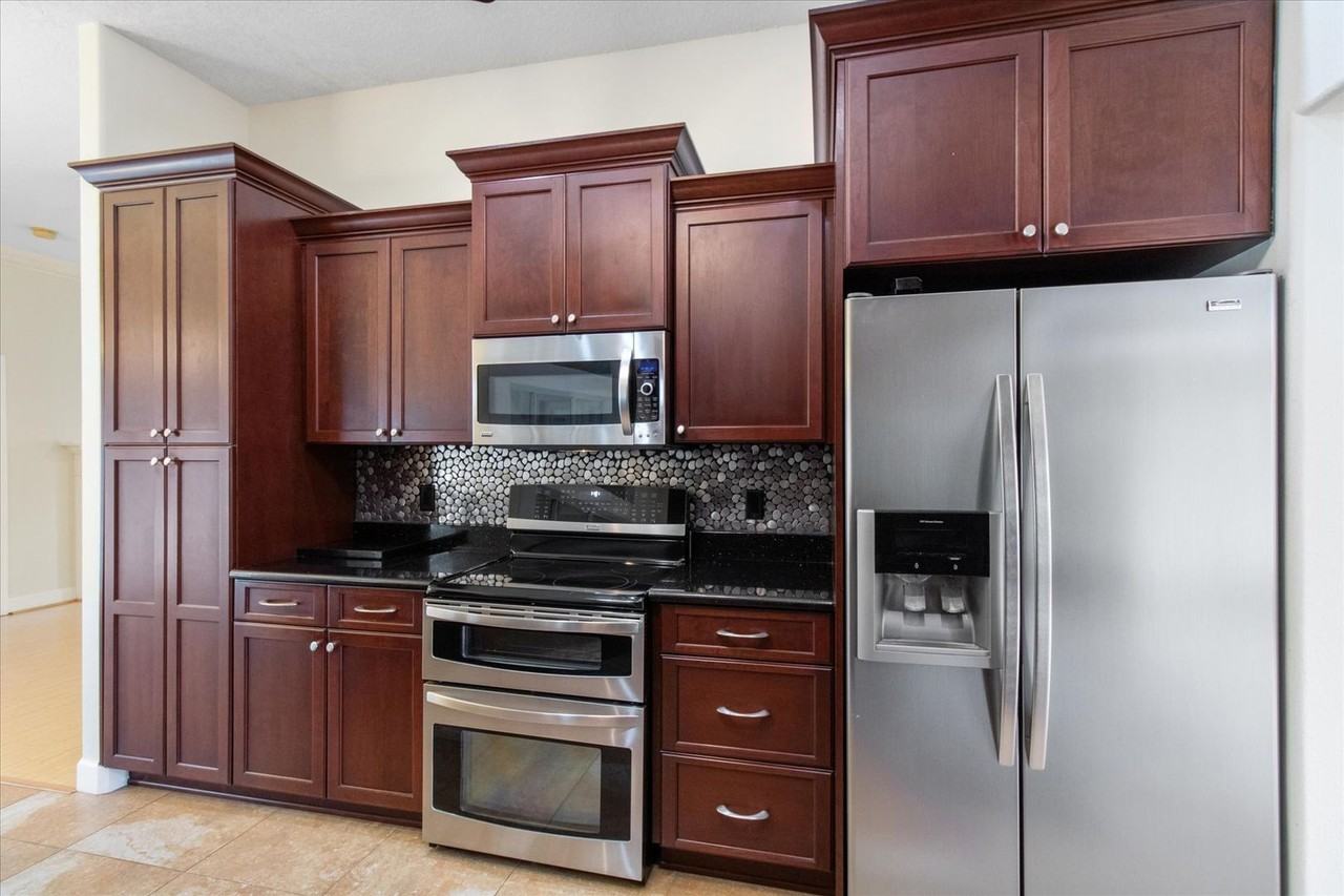 1533 Haverhill Dr - Photo 6 of 36