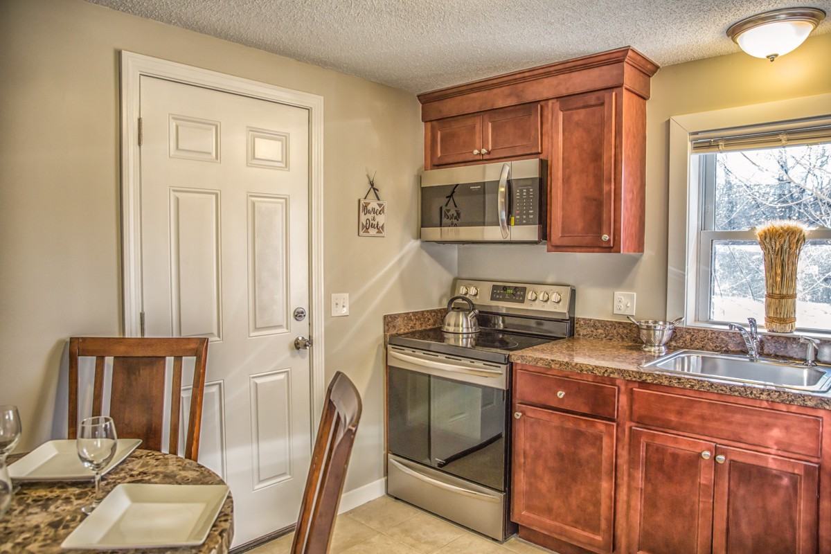 123 Keddy Street - Photo 7 of 25