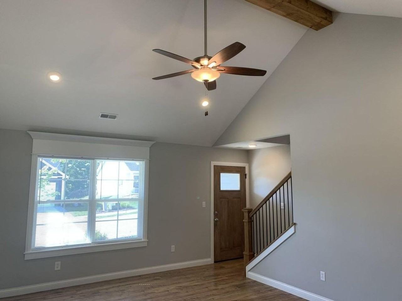 3501 Barcus Ct - Photo 6 of 21