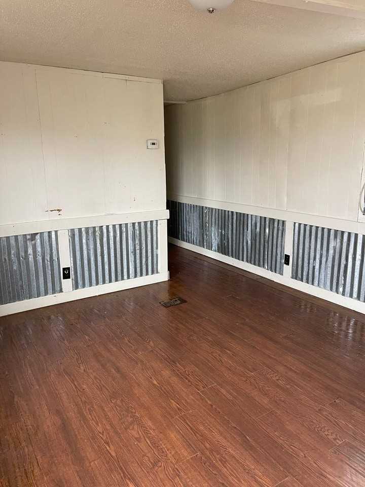 315 W Pine St - Photo 4 of 7