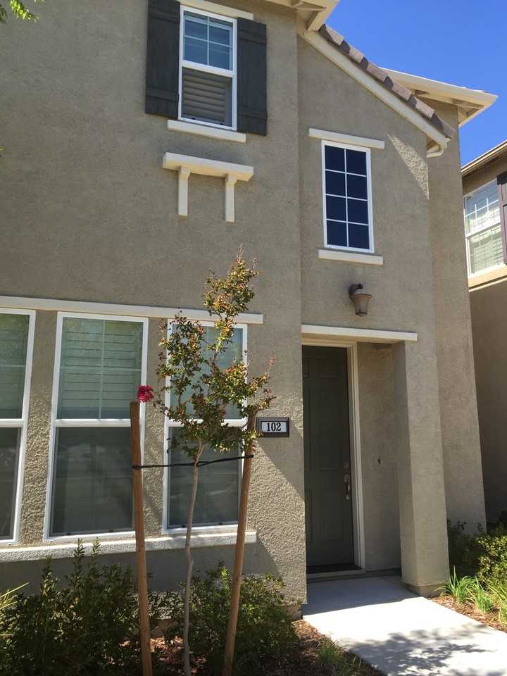 102 Talmont Cir - Photo 2 of 19