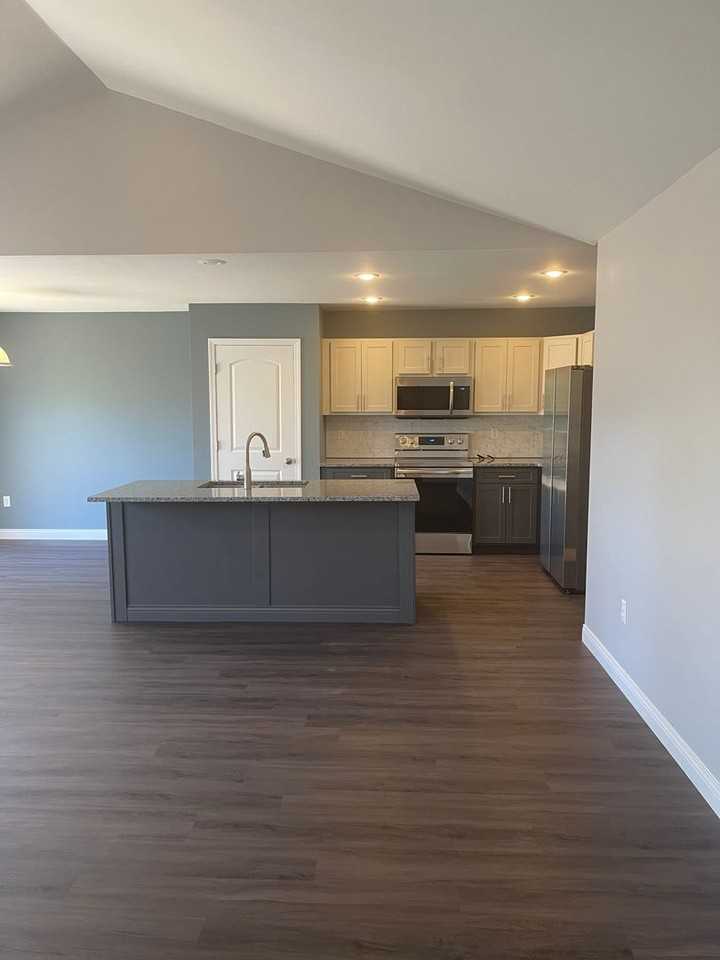 278 Settlers Pass - Photo 3 of 40