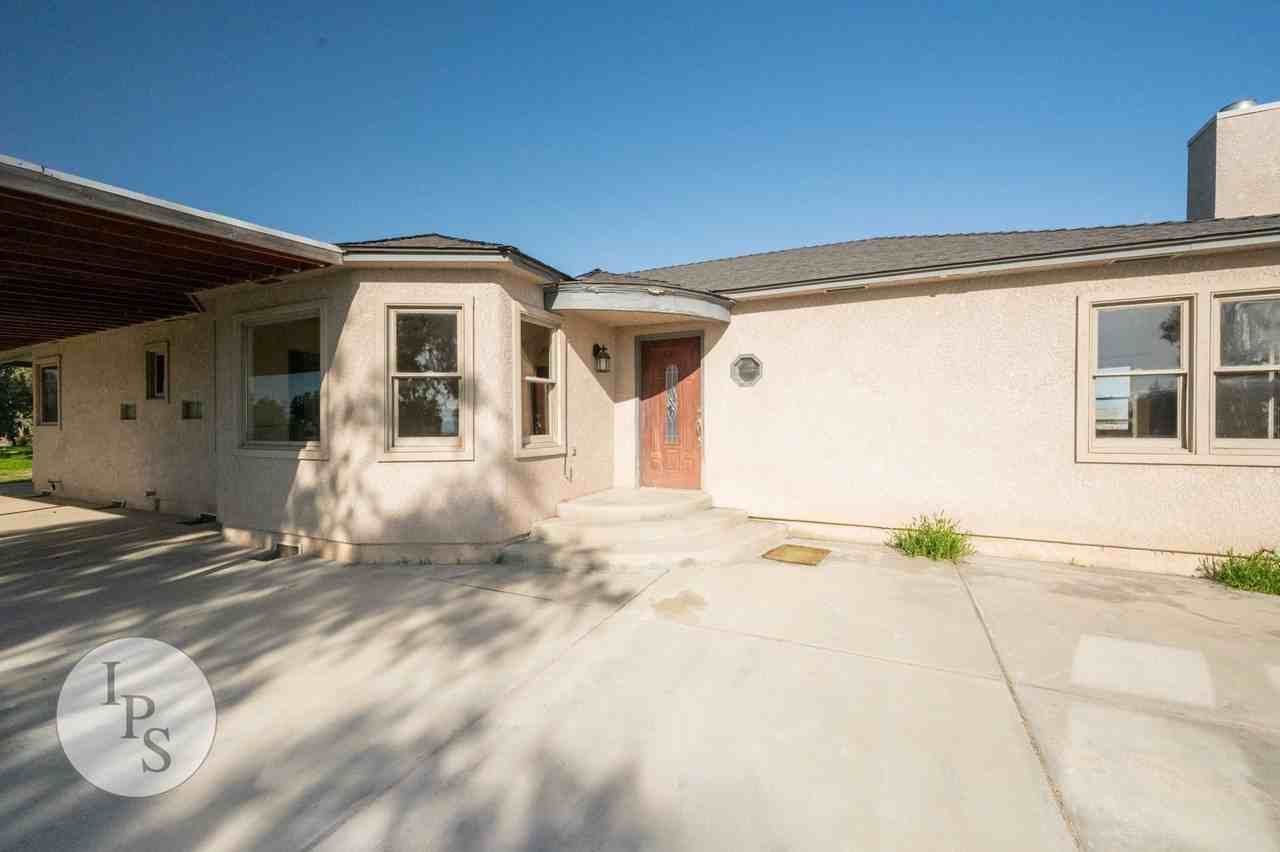 25999 W Whitesbridge Ave - Photo 2 of 22