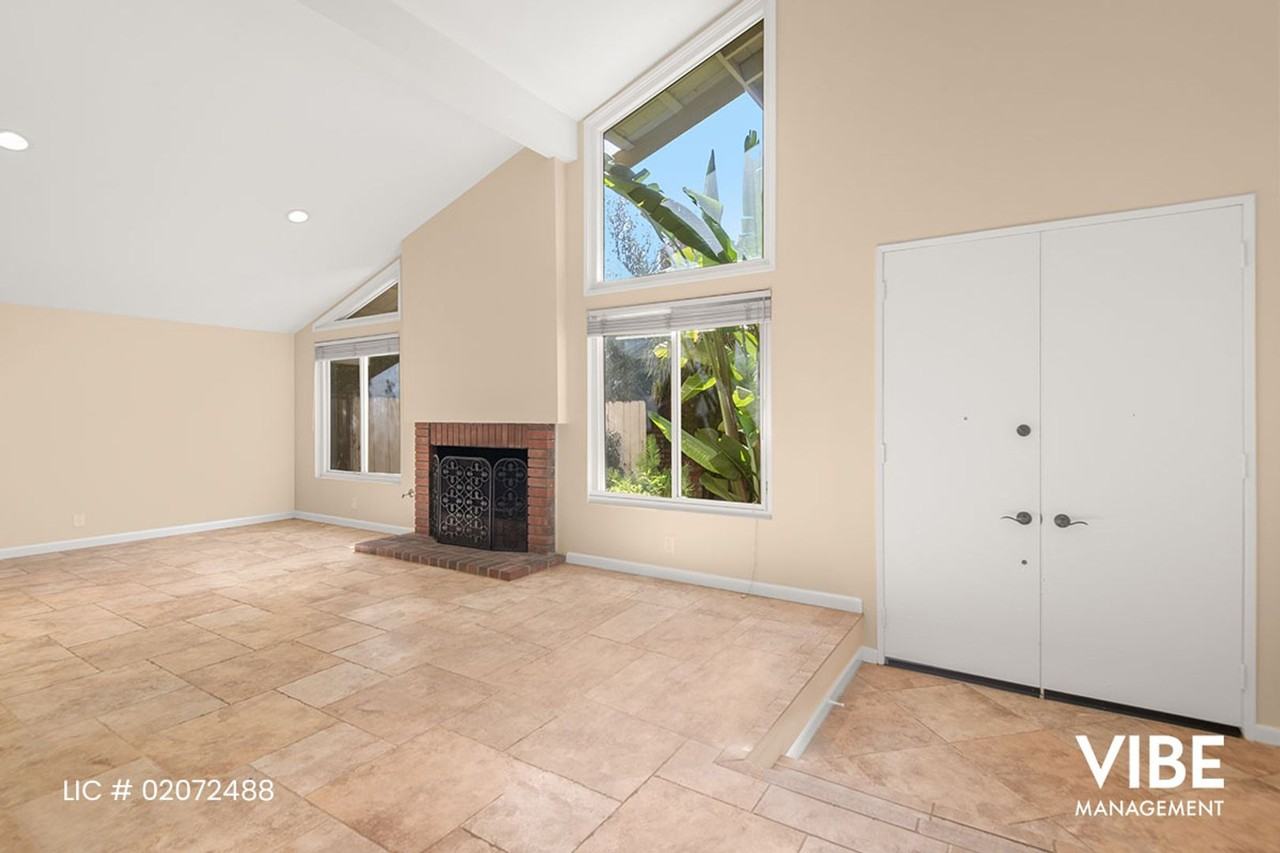 3148 Black Hills Ct - Photo 3 of 23