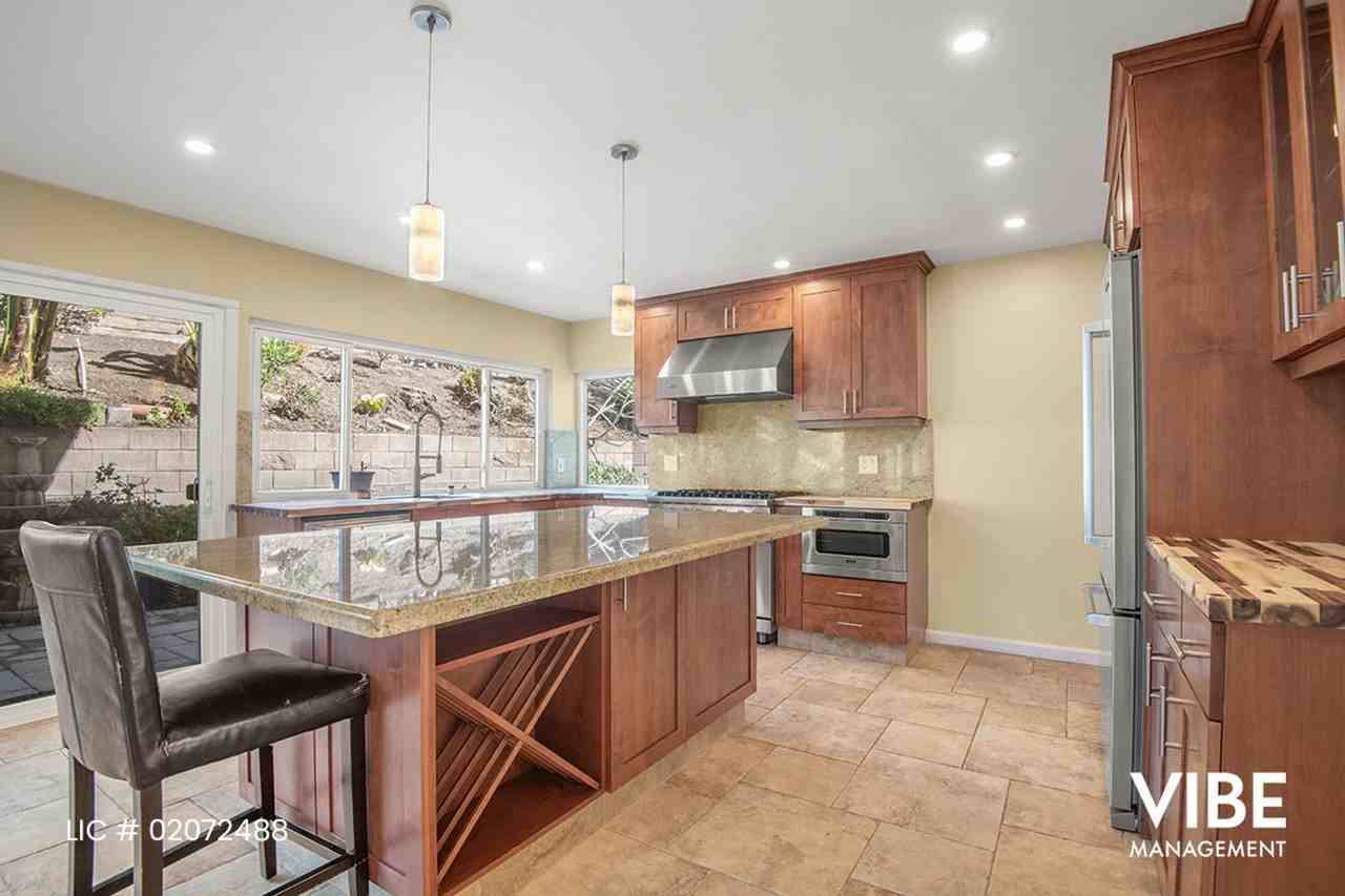 3148 Black Hills Ct - Photo 5 of 23