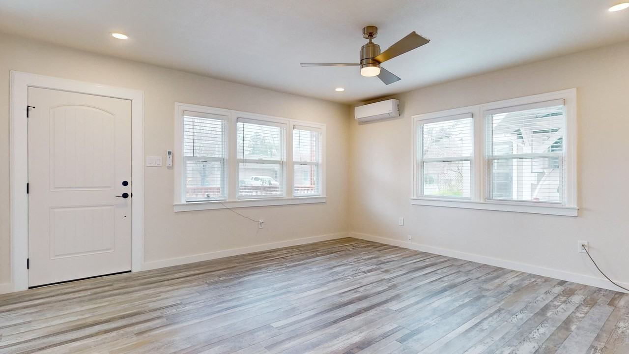 729 Mcconnell Ave - Photo 5 of 20