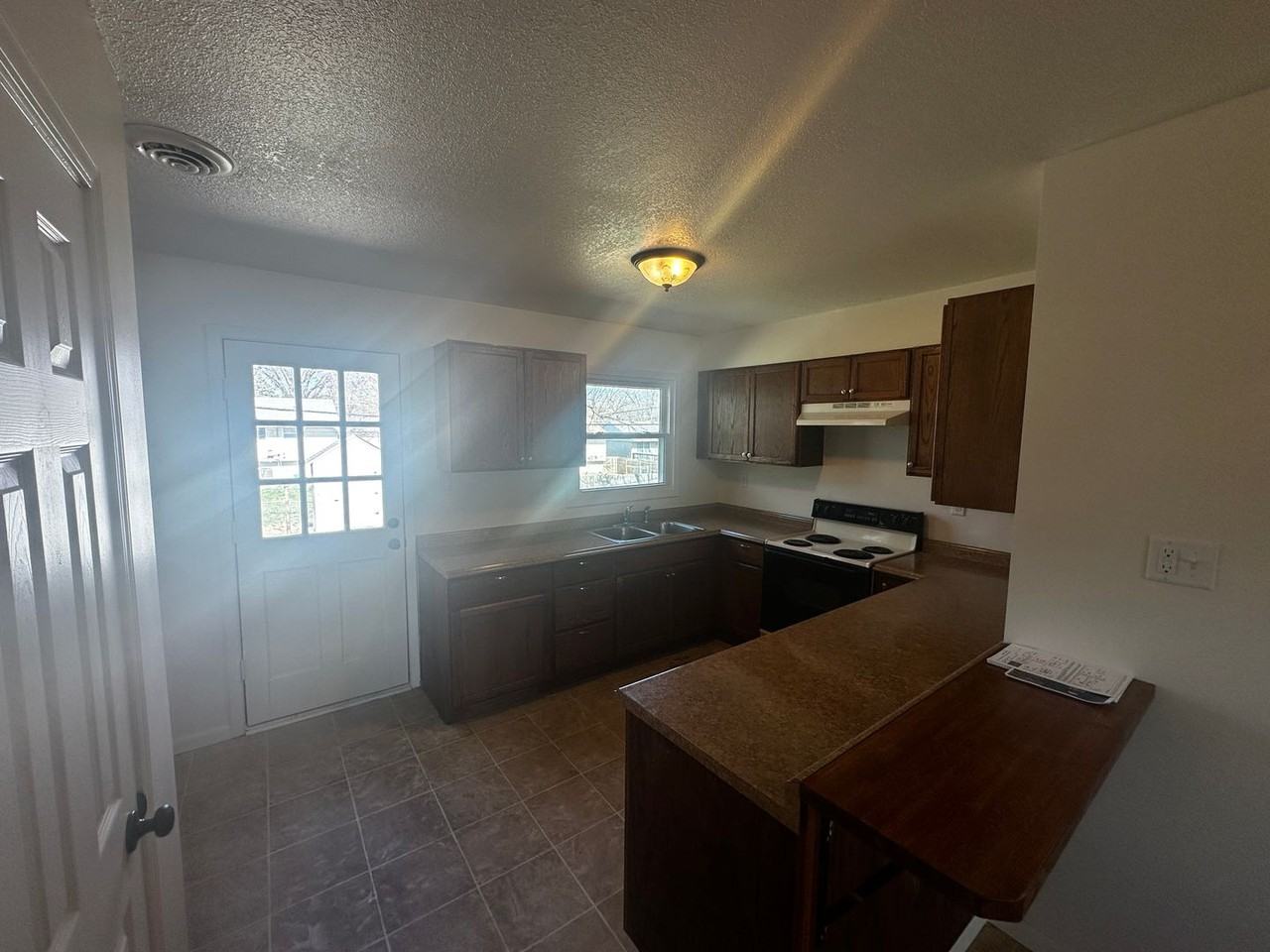 4603 Cheyenne Rd - Photo 4 of 10