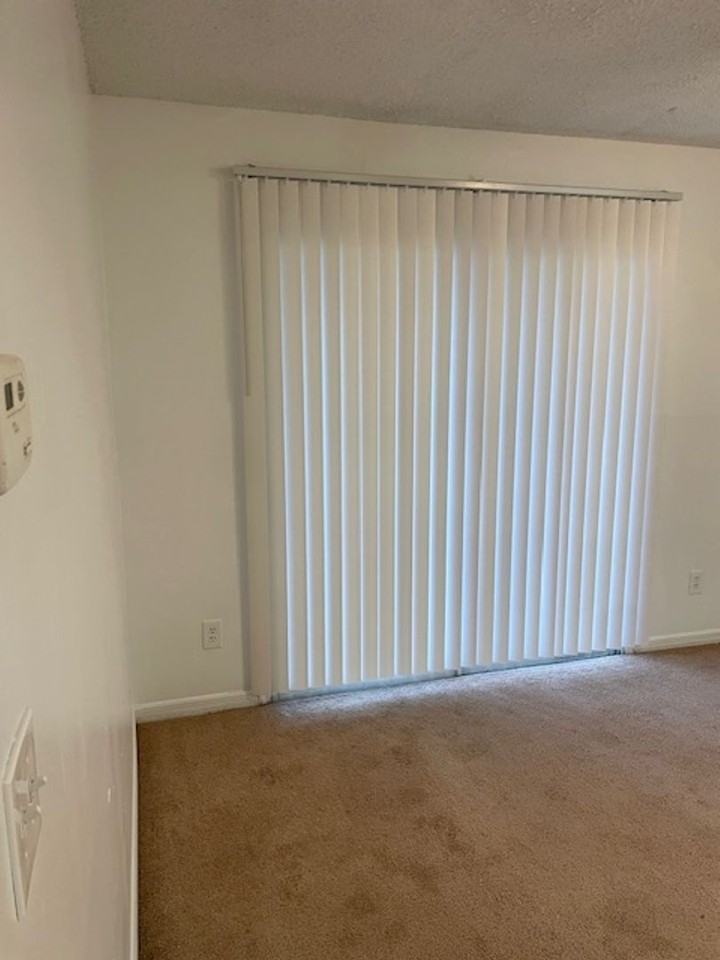 6052 Westgate Dr - Photo 5 of 27