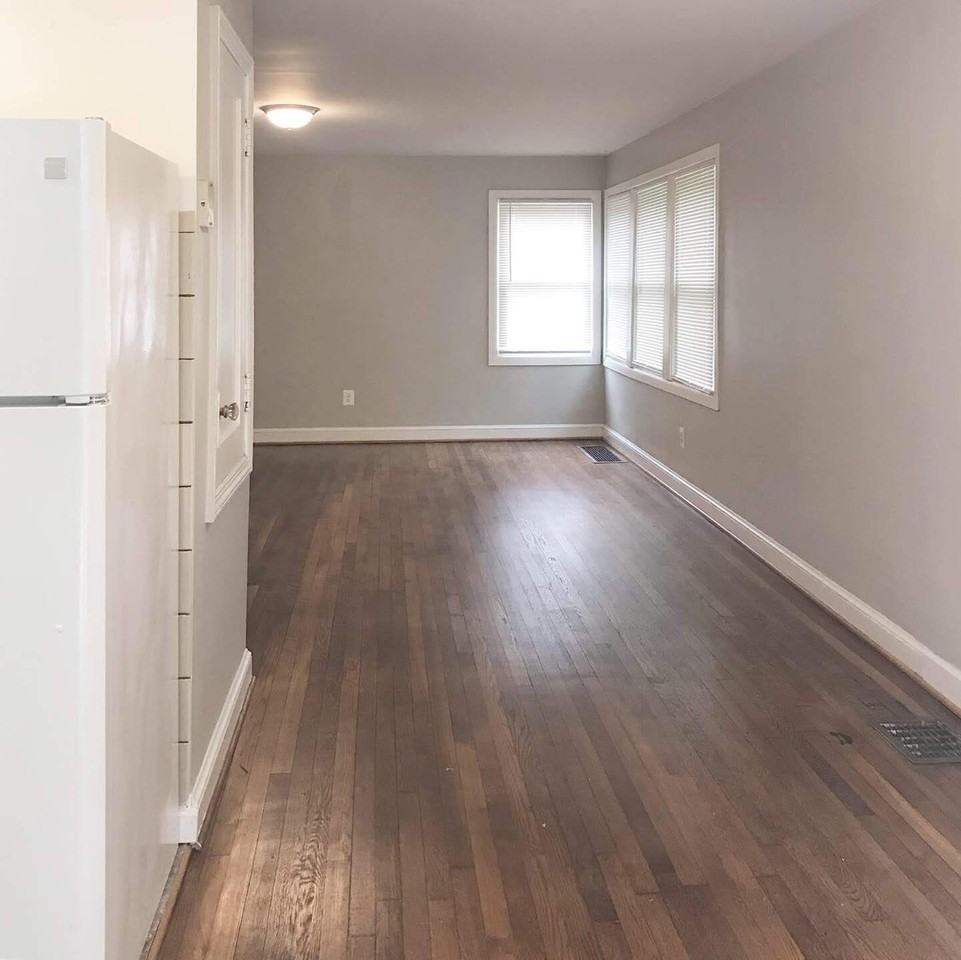 4211 Canterbury Way - Photo 2 of 12