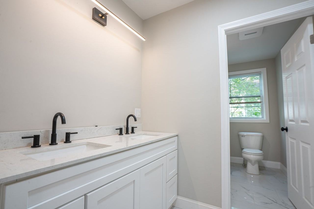 78-80 Pembroke Ave. - Photo 3 of 20