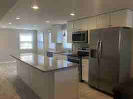 featured image of 77 Tyndall Ave