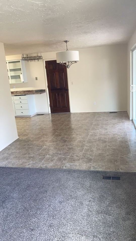 3680 N Cole Rd - Photo 3 of 31