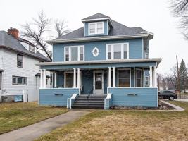 featured image of 1136 5th Ave S