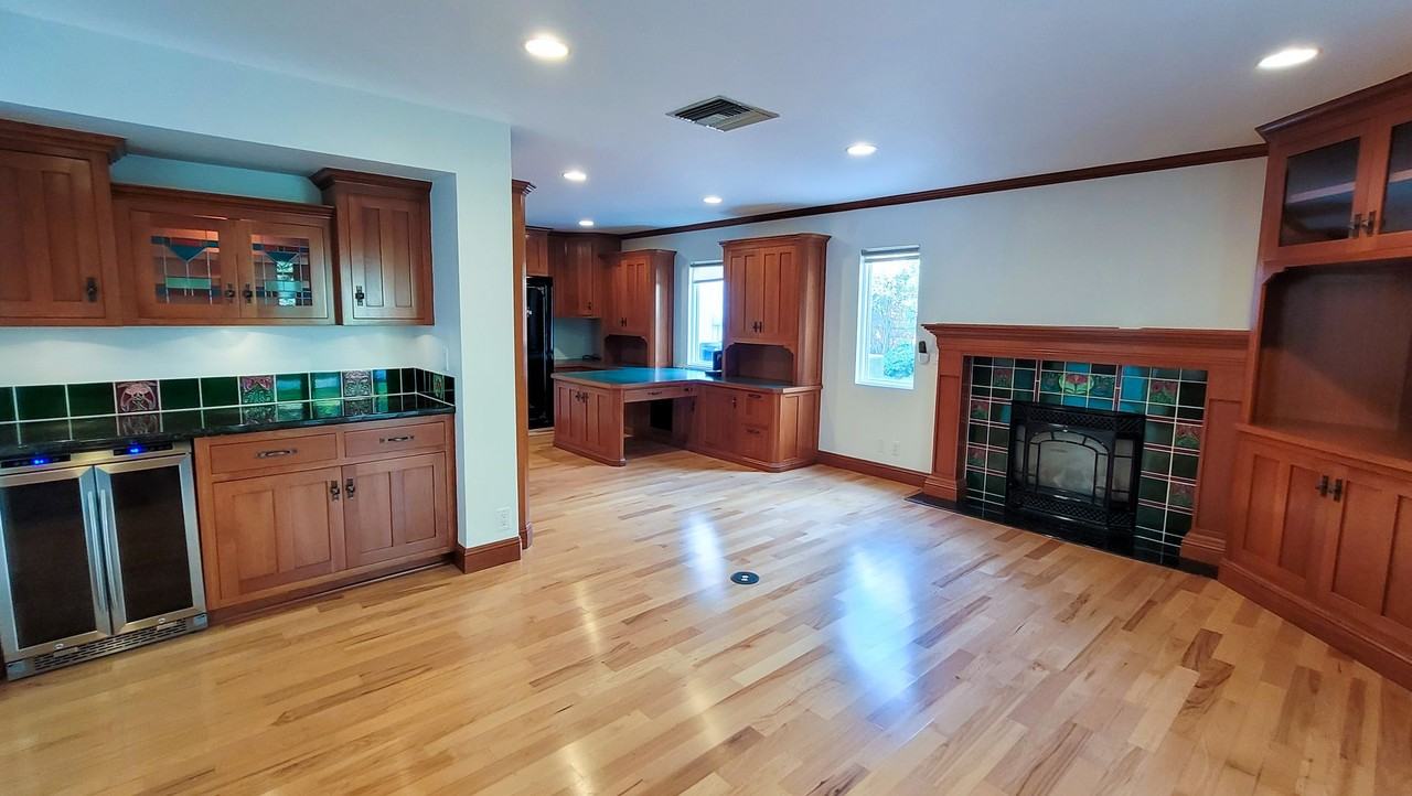 1214 Sunnyhills Ave - Photo 7 of 37