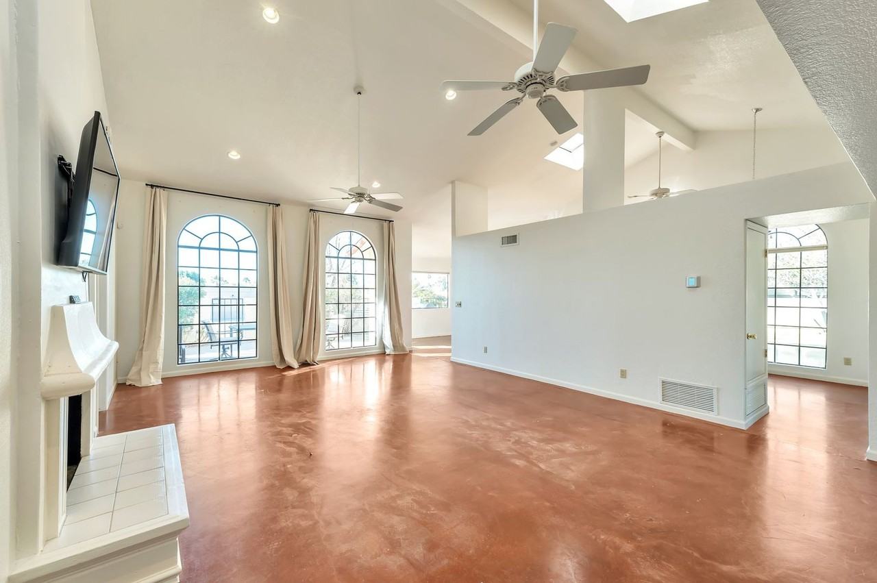 6239 E Aire Libre Ln - Photo 2 of 25