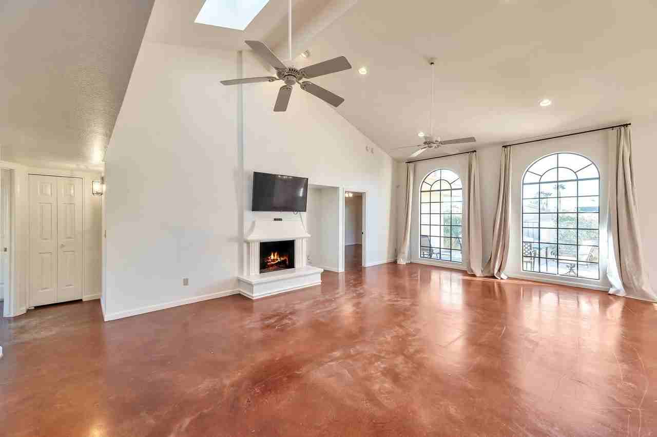 6239 E Aire Libre Ln - Photo 3 of 25