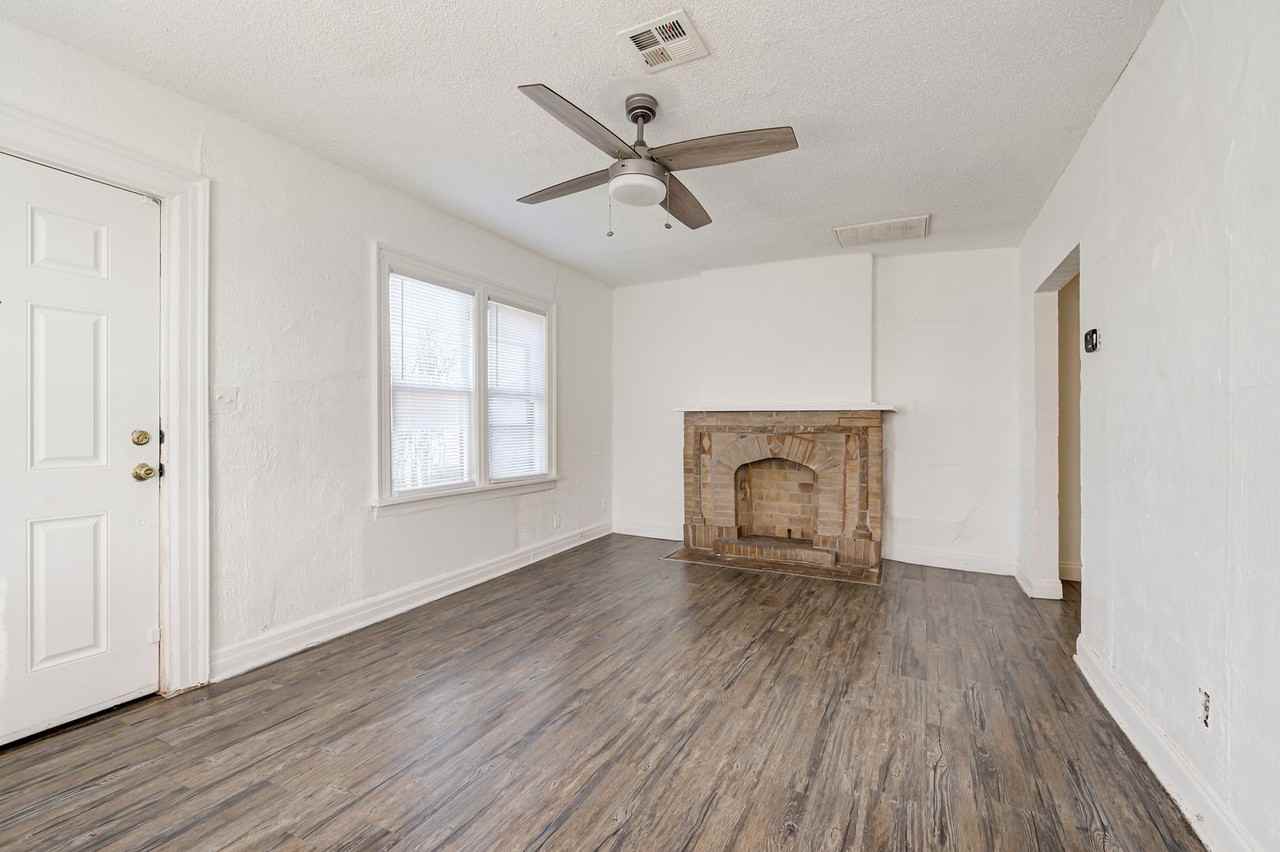 2204 N Kate Ave - Photo 3 of 22