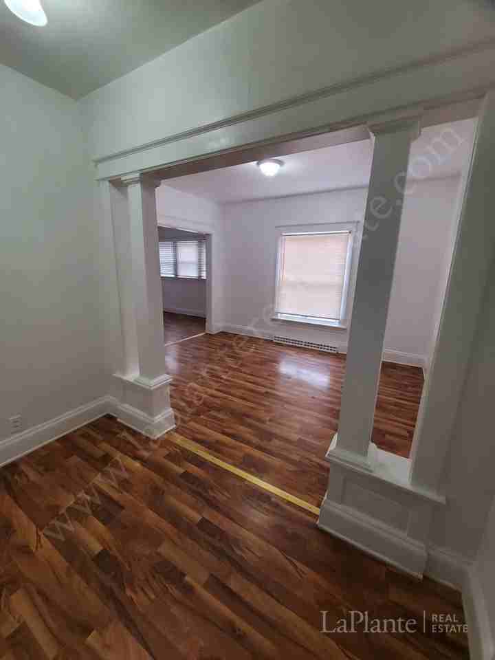 1130 Upton Ave - Photo 2 of 11