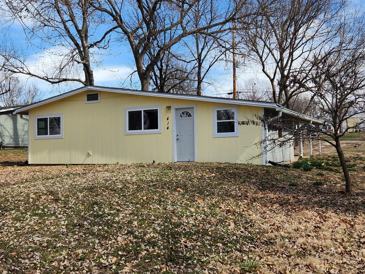 414 Sw Saline St - Photo 3 of 18