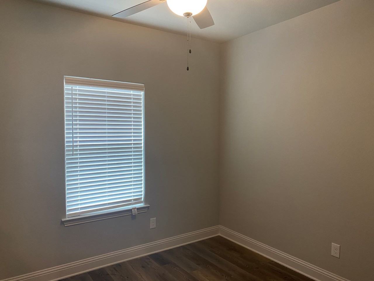 2805 Tulip Dr - Photo 6 of 14