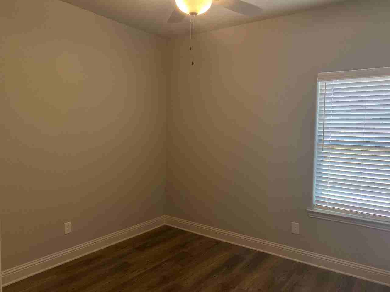 2805 Tulip Dr - Photo 7 of 14