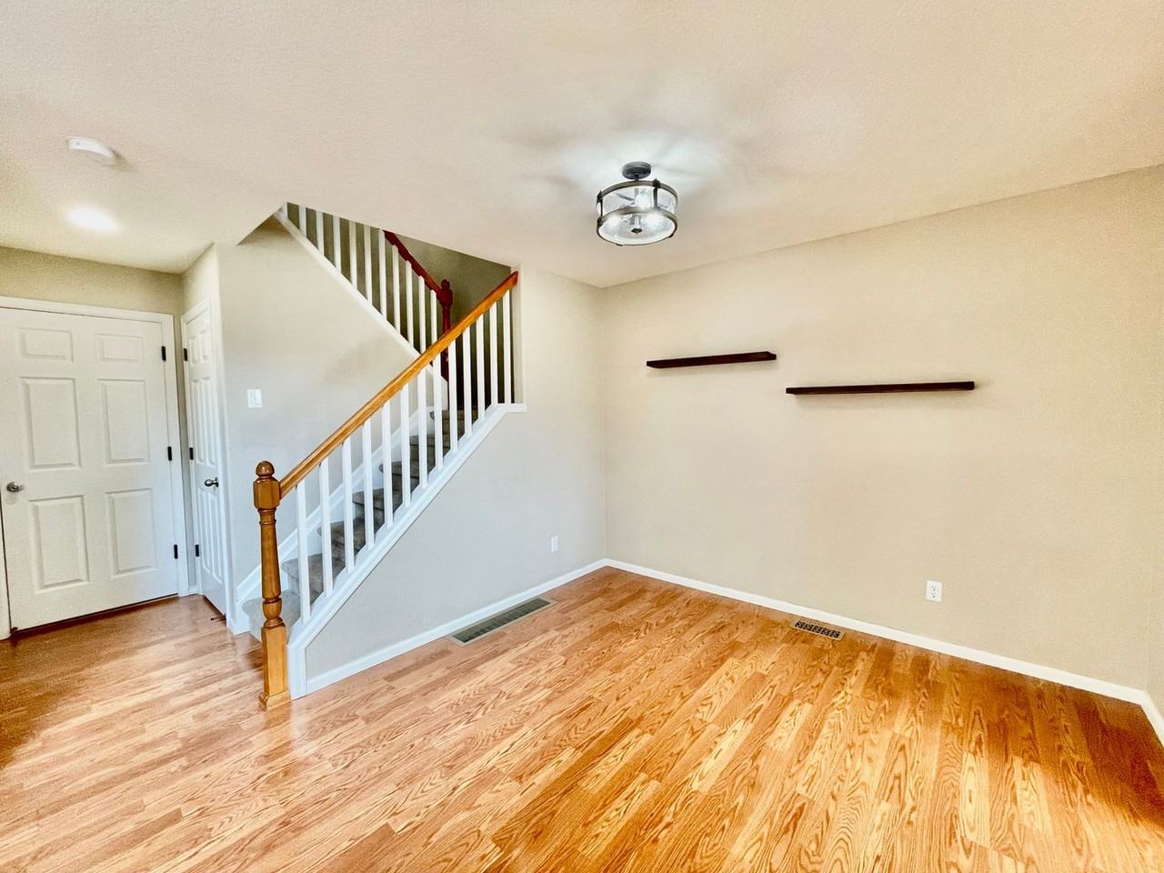 2756 County Fair Ln - Photo 4 of 23