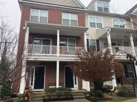 featured image of 752 W 2nd St