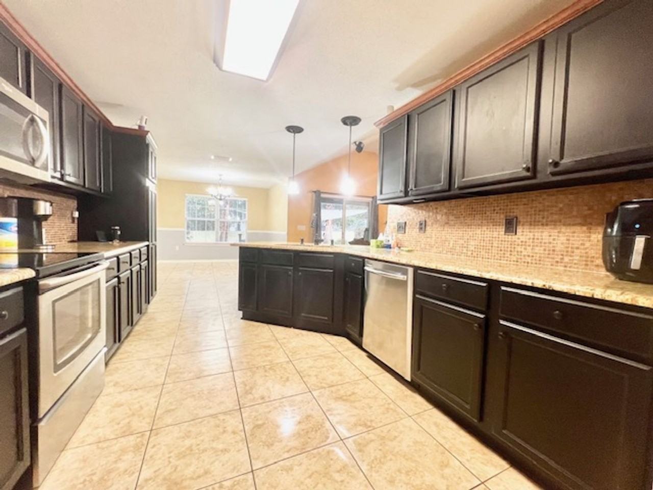 655 County Line Rd - Photo 6 of 24