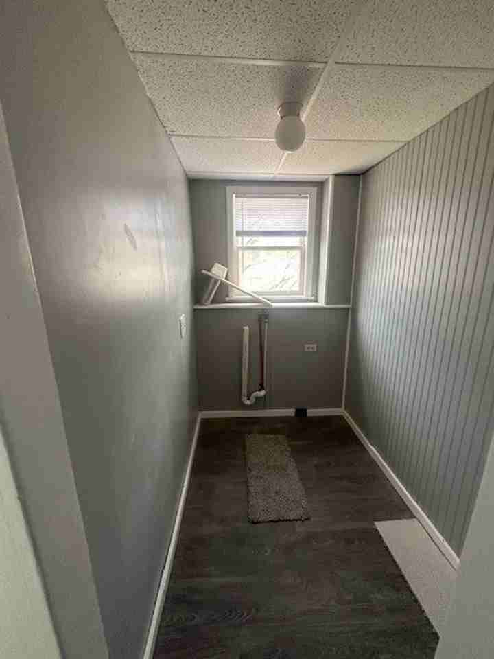 229 N 9th St - Photo 3 of 13