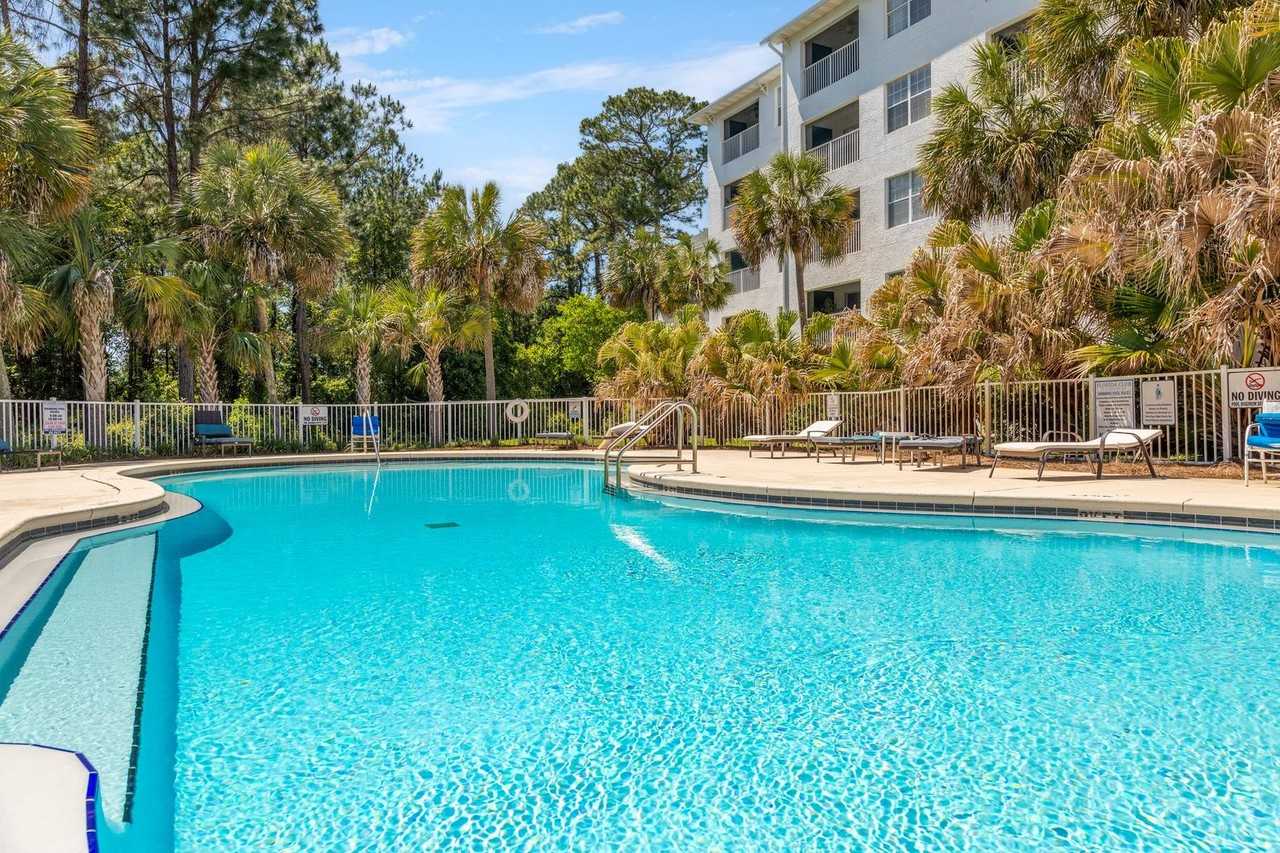 4276 Calinda Ln #112