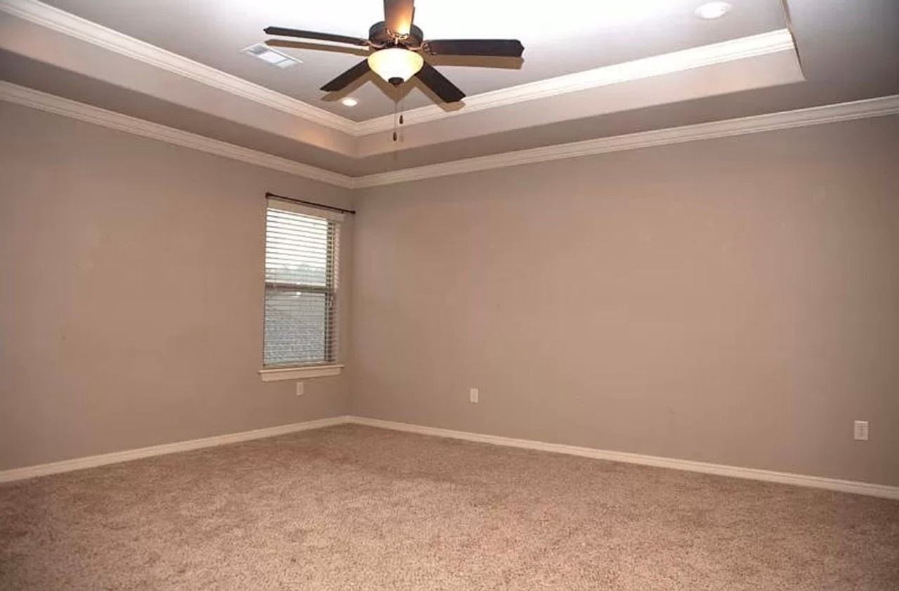 2662 N Arroyo Ave - Photo 6 of 15