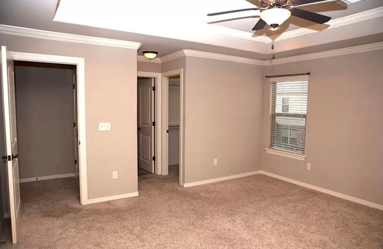 2662 N Arroyo Ave - Photo 7 of 15