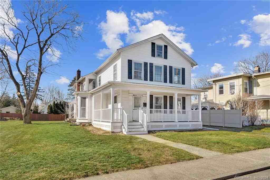 27 Canal St - Photo 3 of 20