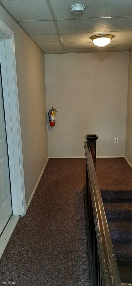 1423 Beaver Rd - Photo 2 of 19