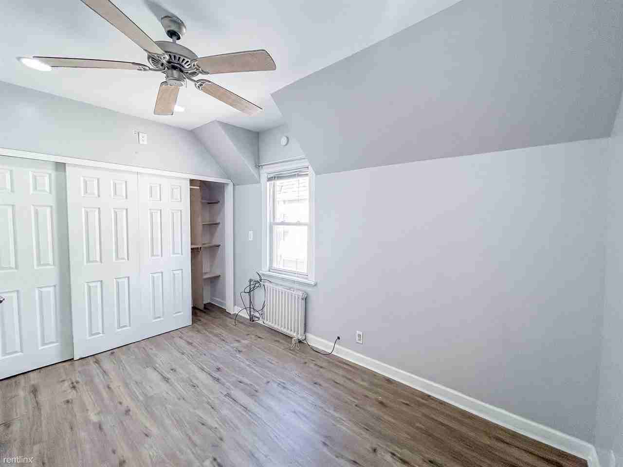 4874 N Kilpatrick Ave