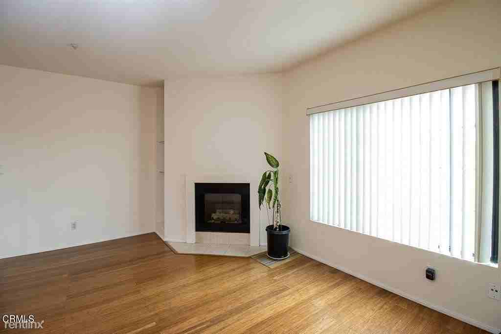 1115 Huntington Dr #H - Photo 3 of 10