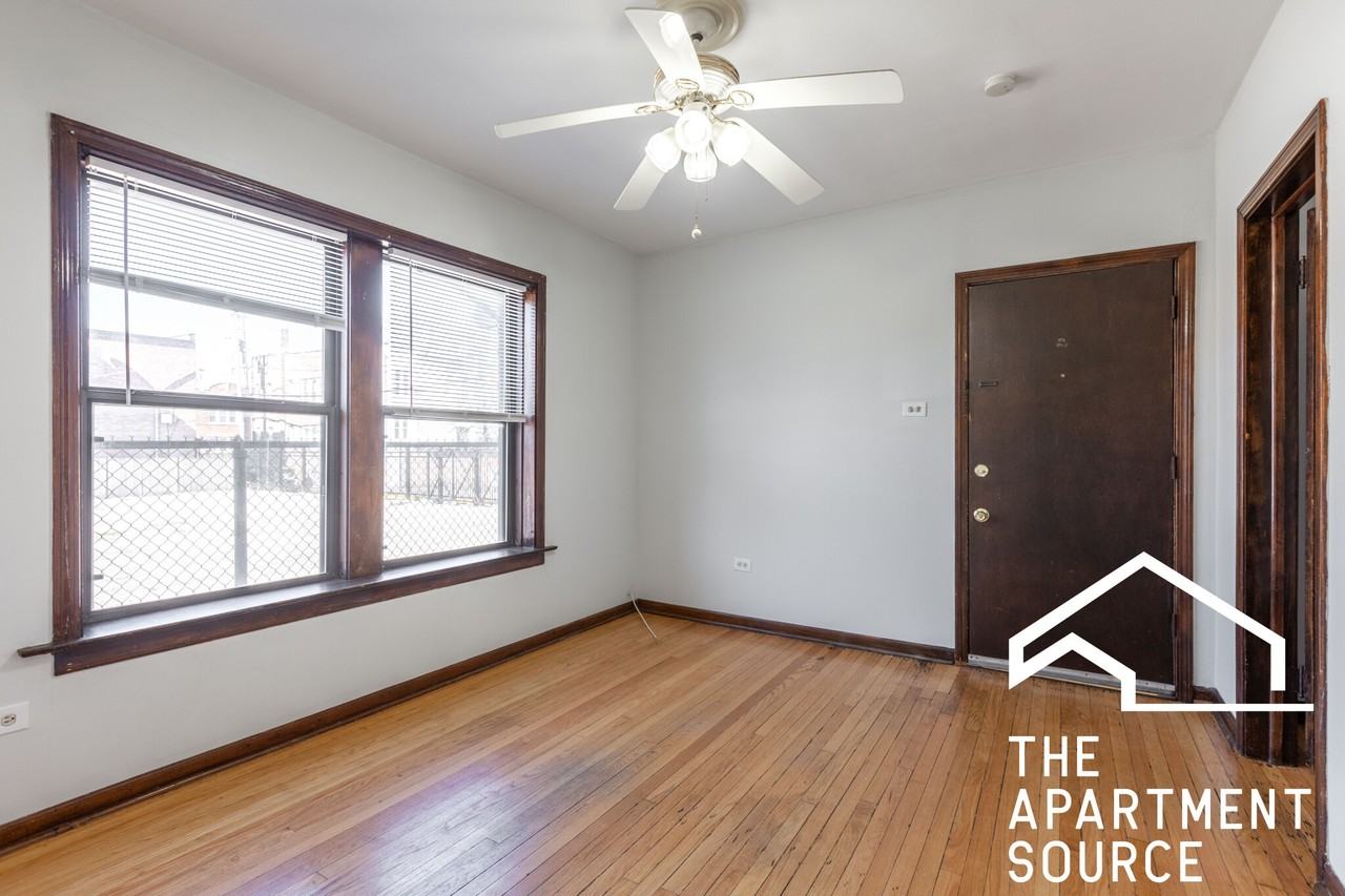 4810 W Armitage Ave #3R - Photo 4 of 13