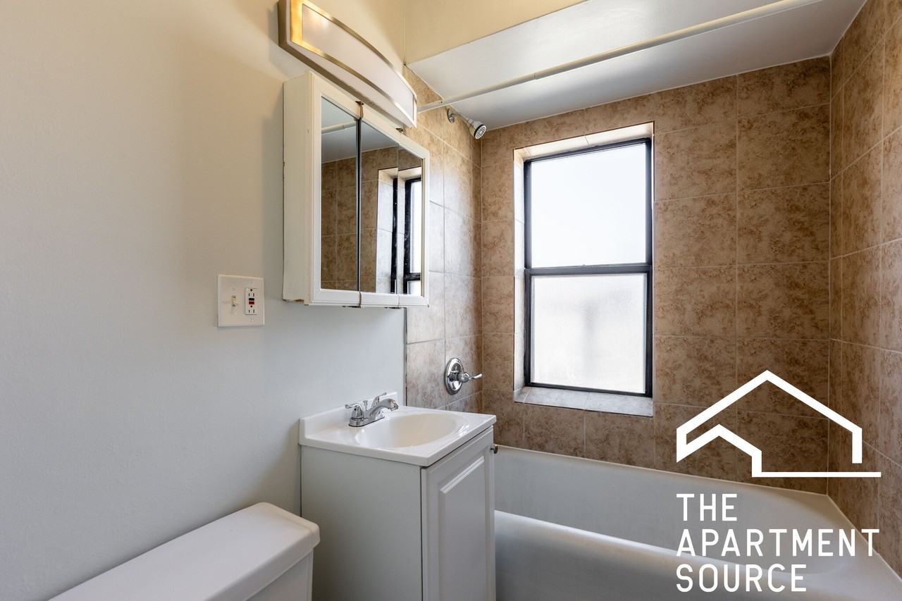 4810 W Armitage Ave #3R - Photo 5 of 13