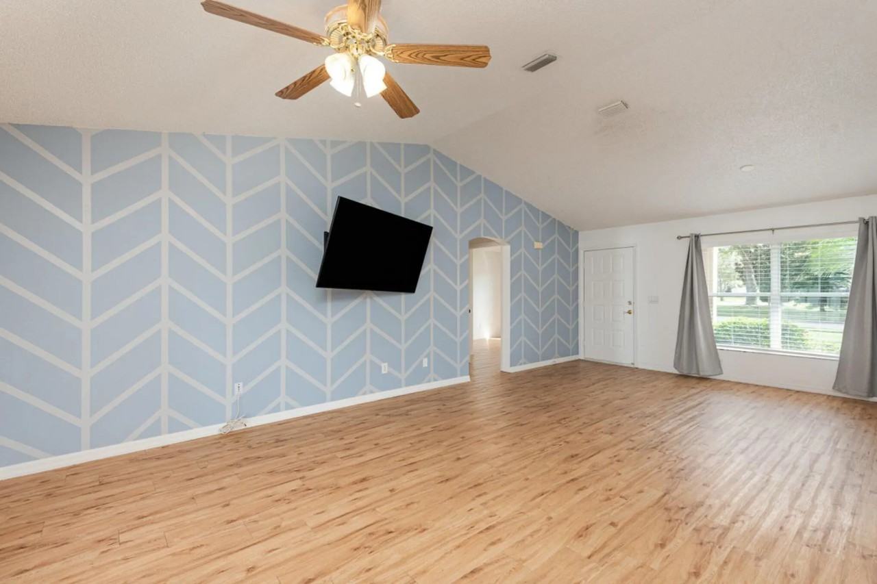 7410 Joshua Pl - Photo 2 of 22