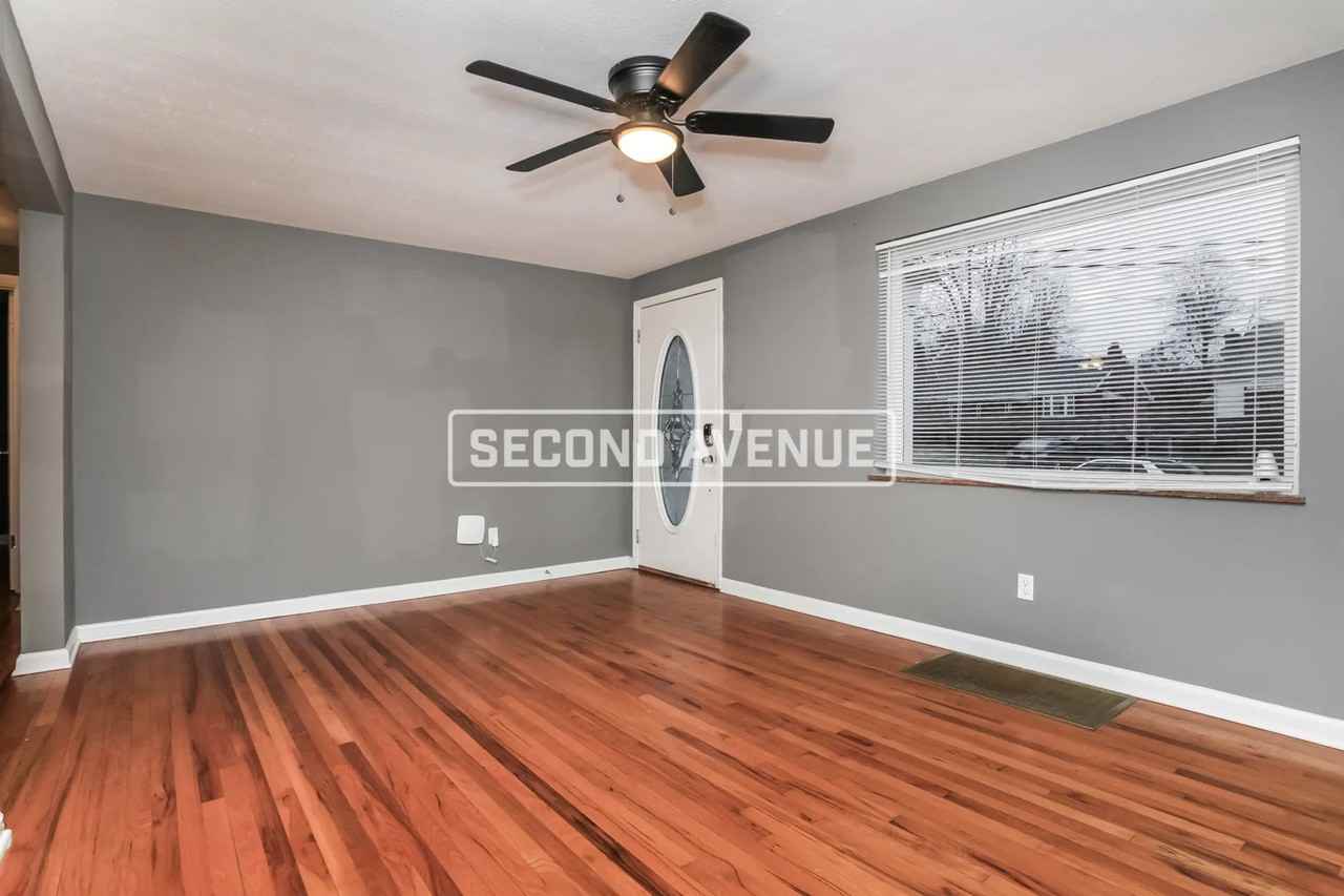 2512 Airy Ct - Photo 2 of 15