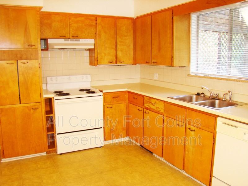 1504 Brentwood Dr - Photo 6 of 22