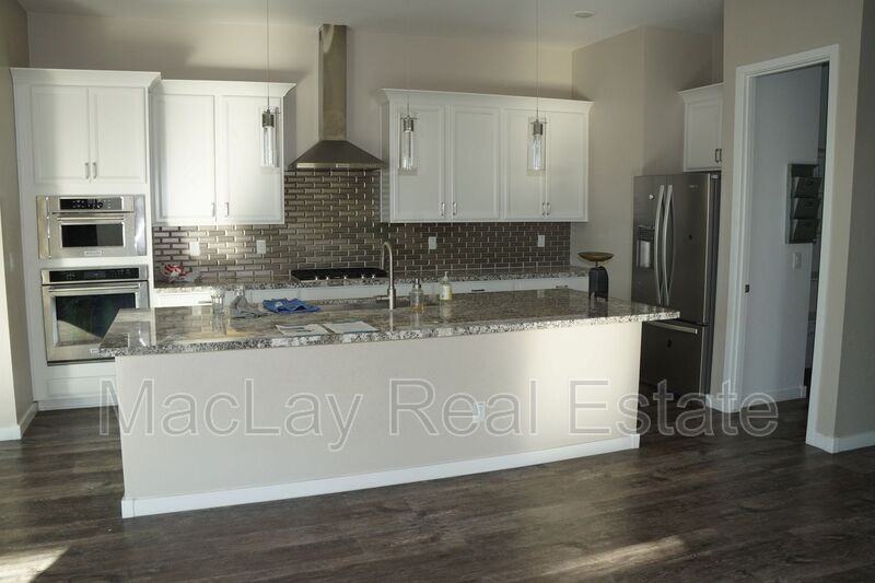 1193 E Nolan Pl - Photo 2 of 11