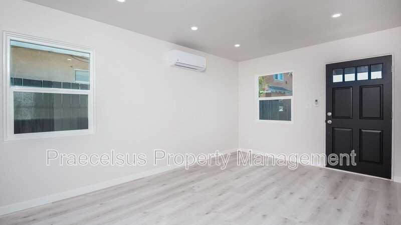 112 E 5th St - Photo 4 of 13