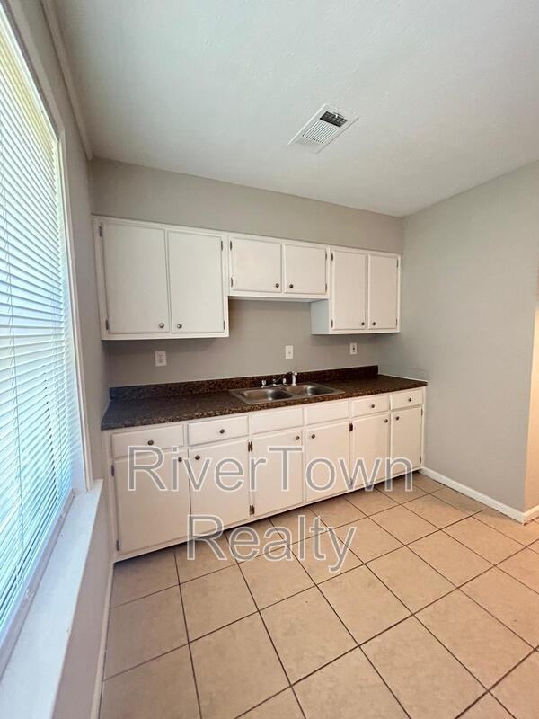 3304 Sweet Springs Dr - Photo 4 of 13