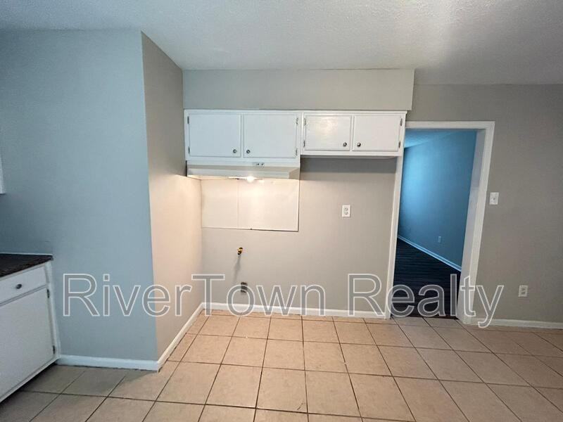 3304 Sweet Springs Dr - Photo 5 of 13