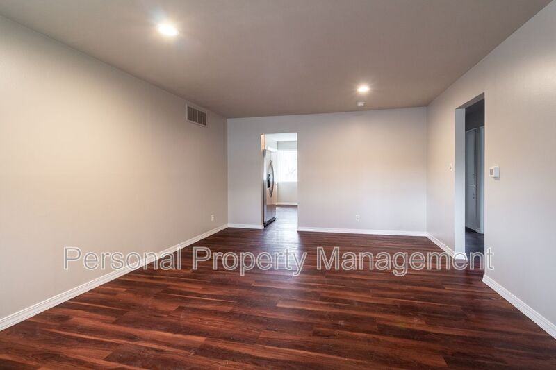 2915 Neals Ln - Photo 3 of 15