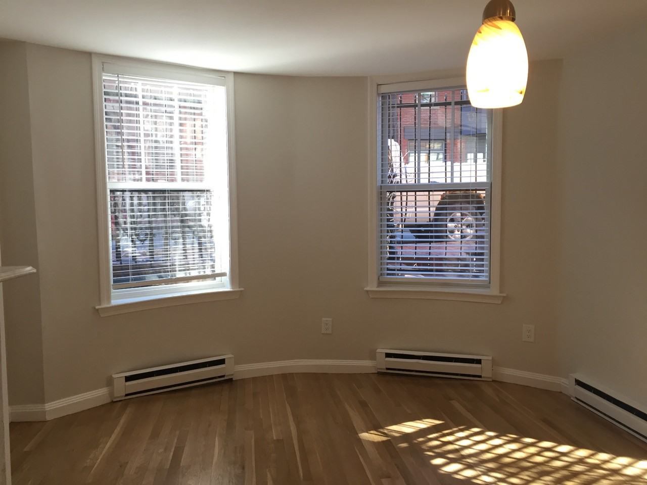33 Hanson St #2 - Photo 2 of 9